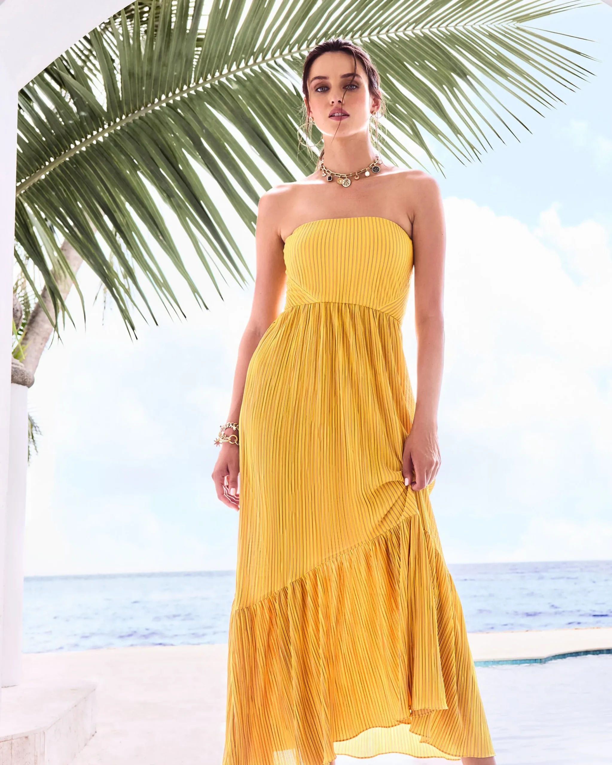 Outlet Devyani Strapless Maxi Dress Dresses