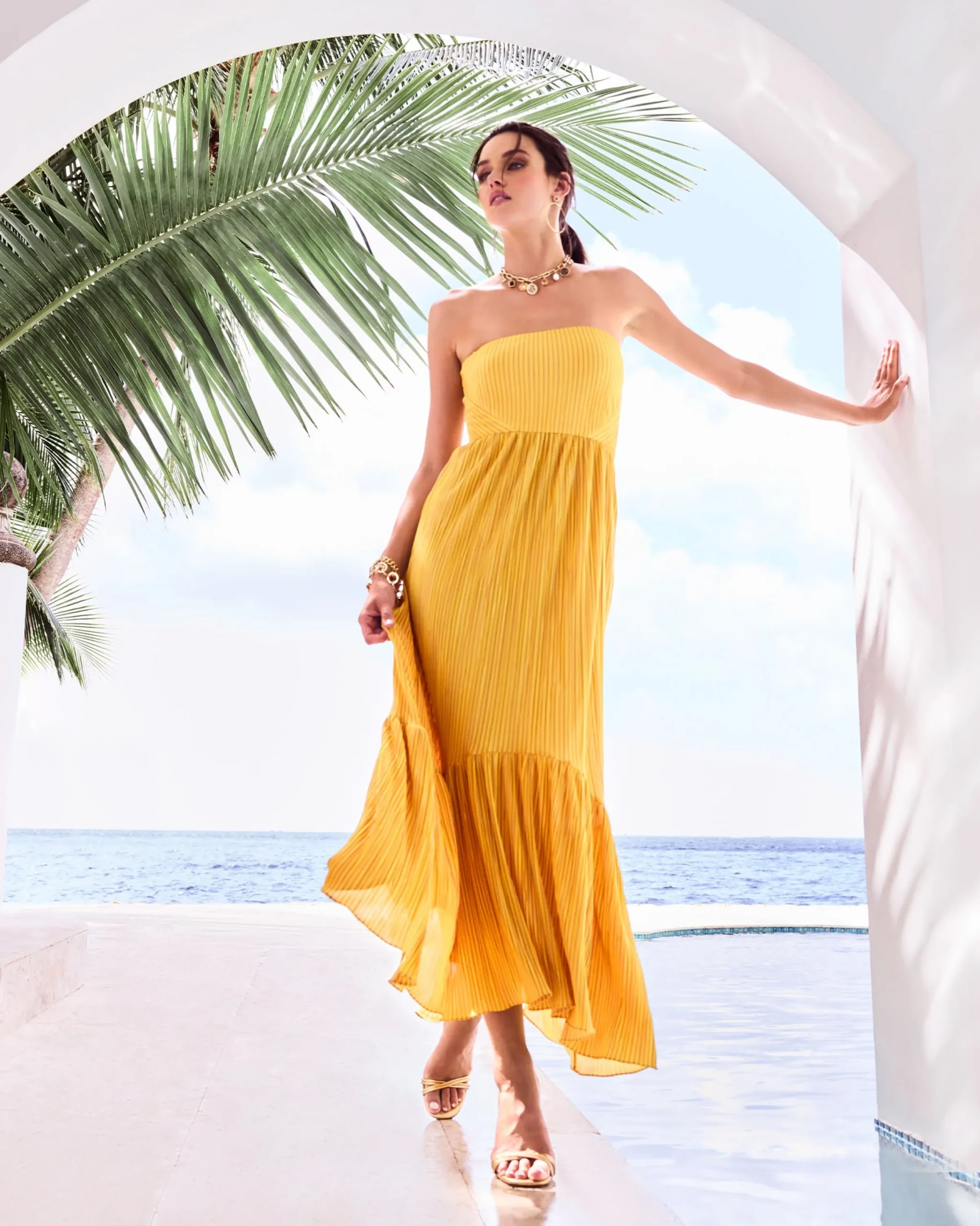 Outlet Devyani Strapless Maxi Dress Dresses