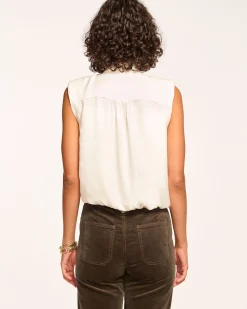 Sale Winnet V-Neck Sleeveless Top Tops